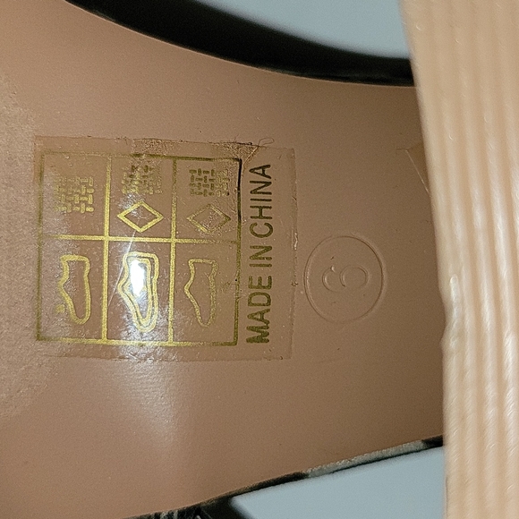 Fashion Nova Heels - Picture 7 of 7